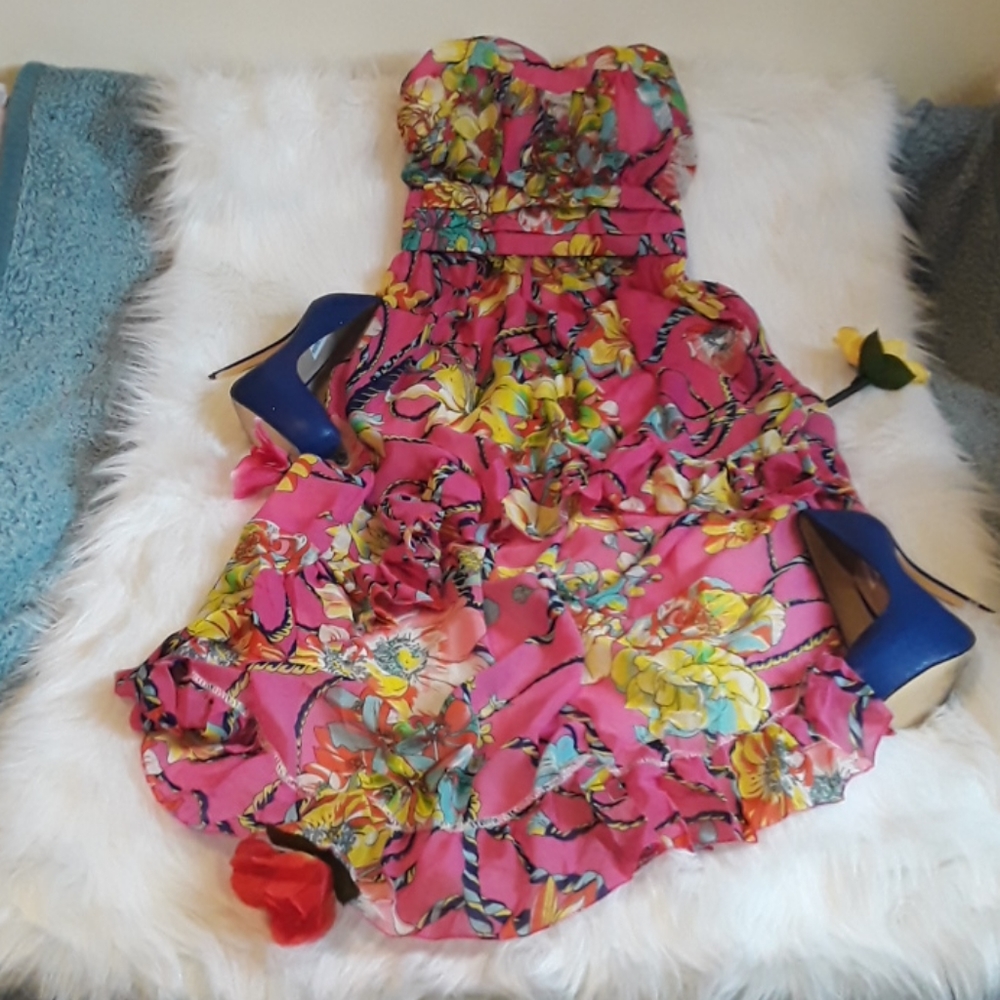 Angela Floral High-Low